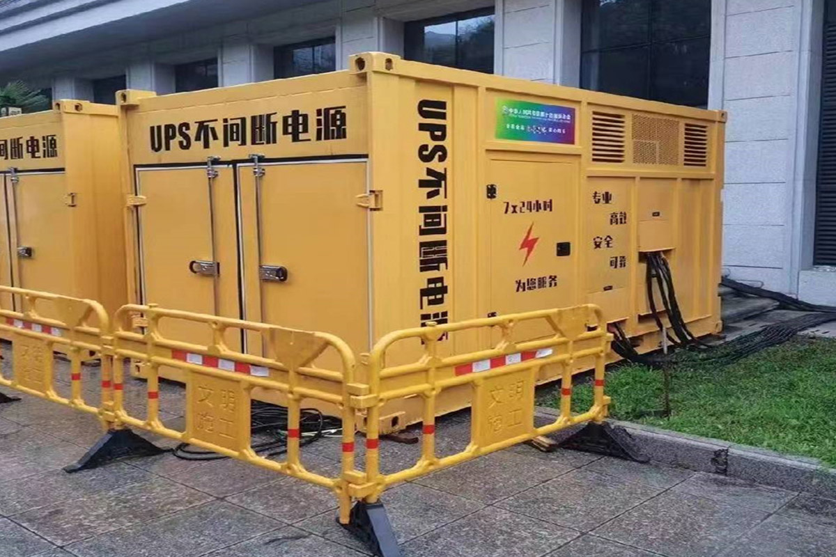 东城发电机租赁施工现场